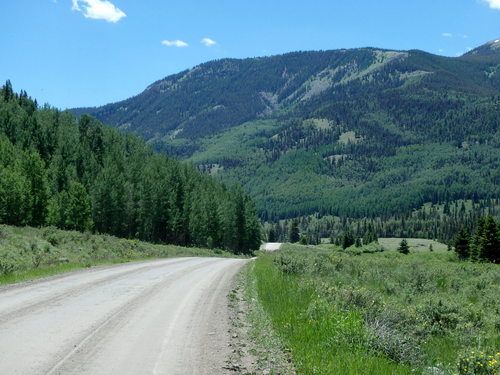 GDMBR: Heading south of NF-250.